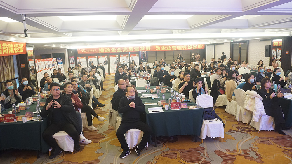高培商院內訓分享：“效率年”引爆Meta內部危機：精簡組織或帶來更大災難！